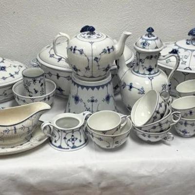 Royal Copenhagen Blue Fluted Plain Chine Set Lot 3 