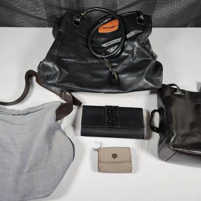 Mystery Lot Of Purses 