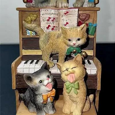 Kitty Happy Birthday - The San Francisco Music Box Co.