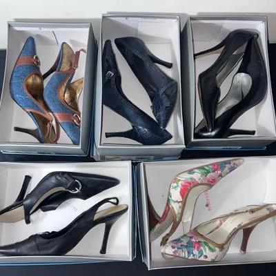 Nine West Size 7 & 6-1/2 High-heeled Shoes (5 Pair)