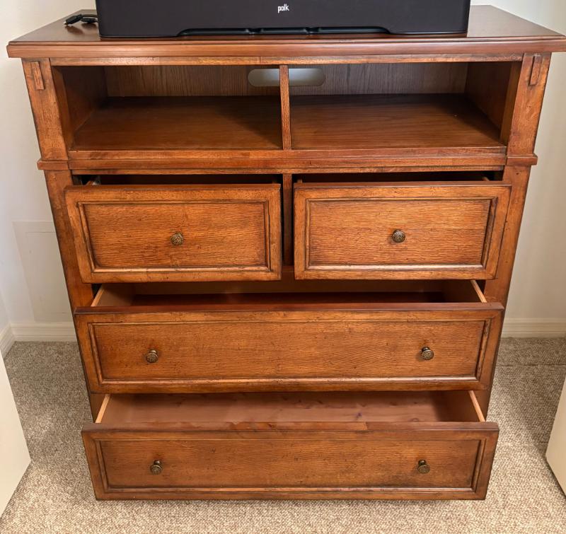 Sale Photo Thumbnail #10