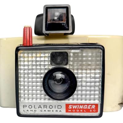 Vintage Polaroid Land Camera Swinger Model 20 – Cream White, 1960s