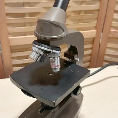 Student Compound Microscope – Vintage Style Optical Microscope w/ Adjustable Focus