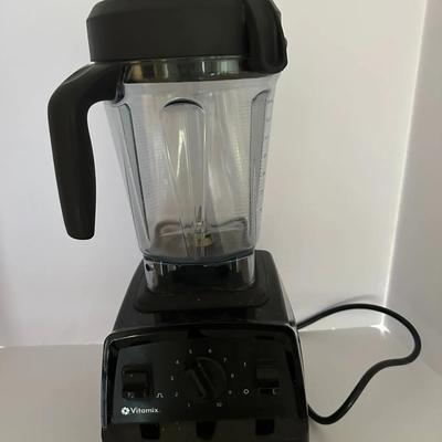 Vitamix Professional Blender Model VM0197 – High-Power Variable Speed Mixer