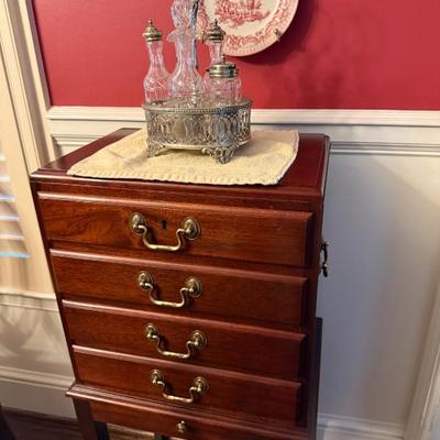 Sale Photo Thumbnail #90