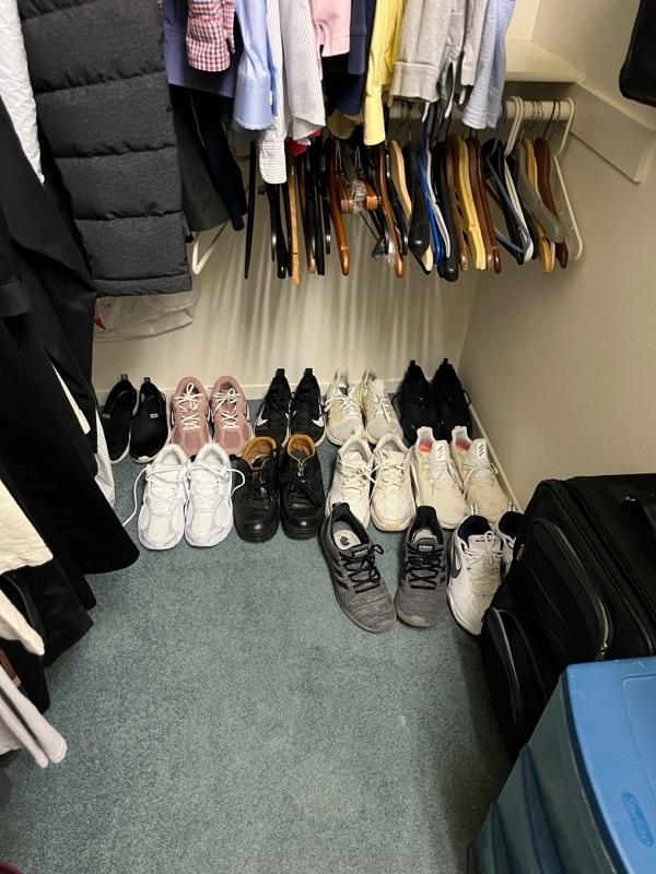 Sale Photo Thumbnail #33