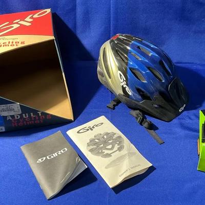 Giro Mojave Helmet S/M & Wellgo BMX Pedals