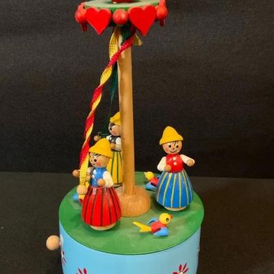 Steinbach Maypole Dancers Music Box