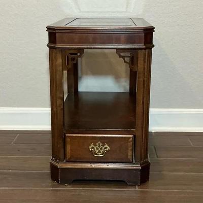 Lane Accent Table 