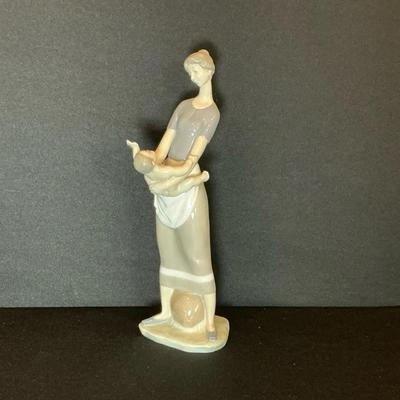 Lladro “Mother And Child” Figurine