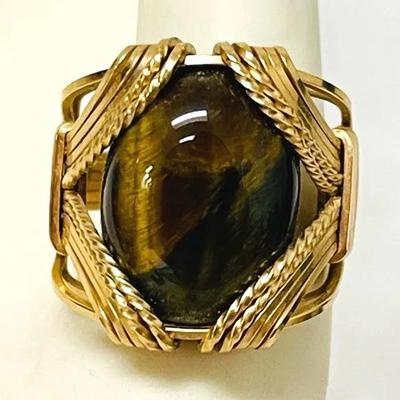 Mid Century Fashion Spinel Ring