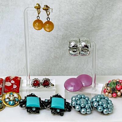 Vintage Clip-on Earrings