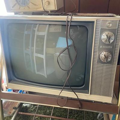 Westing House Radio & Zenith TV on Stand