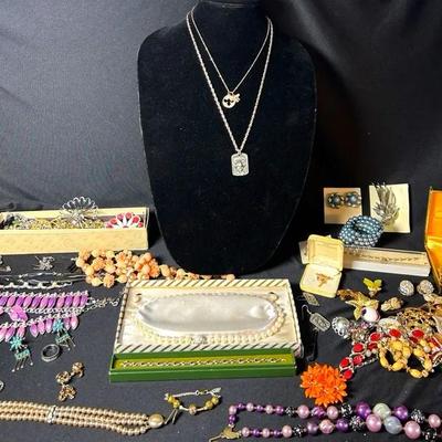 Costume Jewelry of The Vintage Variety #3