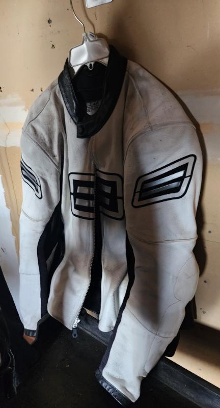 Sale Photo Thumbnail #25