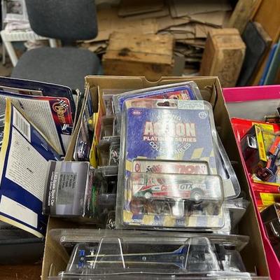 Sale Photo Thumbnail #32