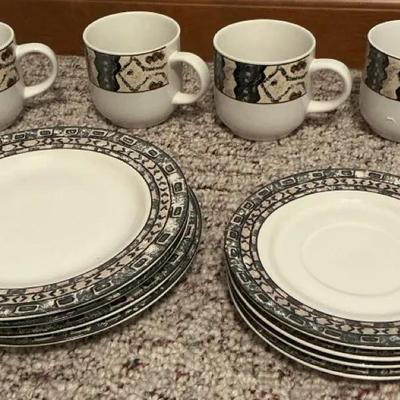 12 Piece Desert and Coffee Set (2nd Set of 2)