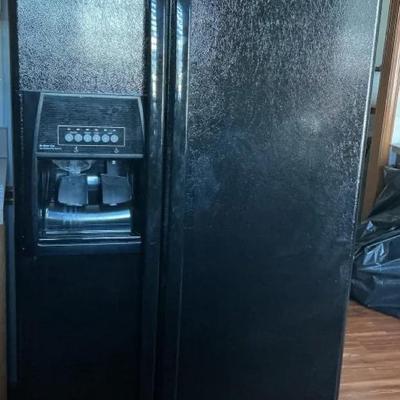 Whirlpool Refrigerator 