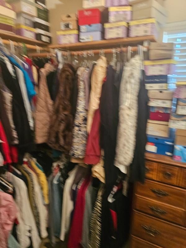 Sale Photo Thumbnail #106