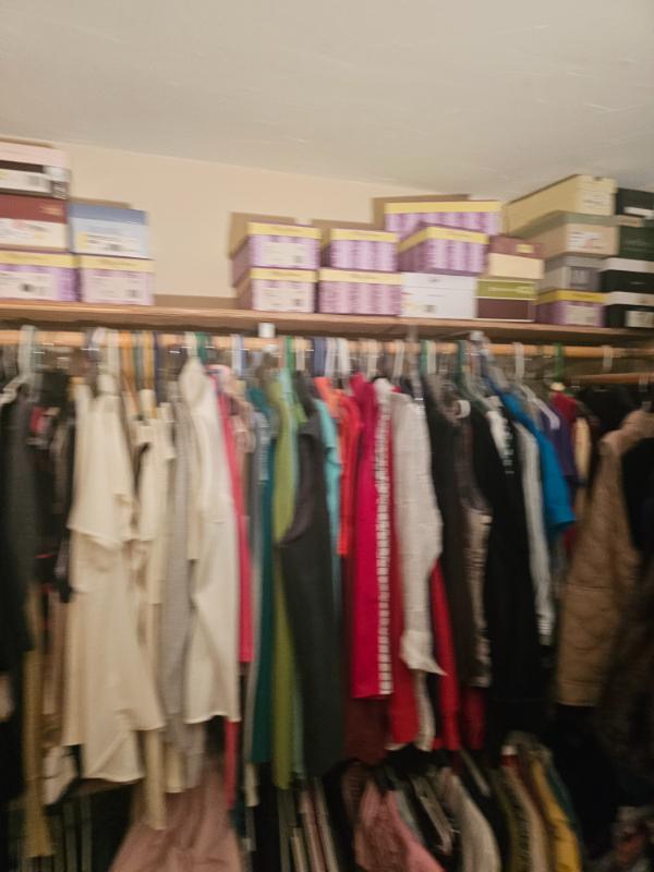 Sale Photo Thumbnail #103