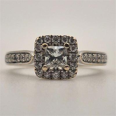 Sale Photo Thumbnail #15: Lot 018  
14K White Gold Princess Cut Diamond Engagement Ring
