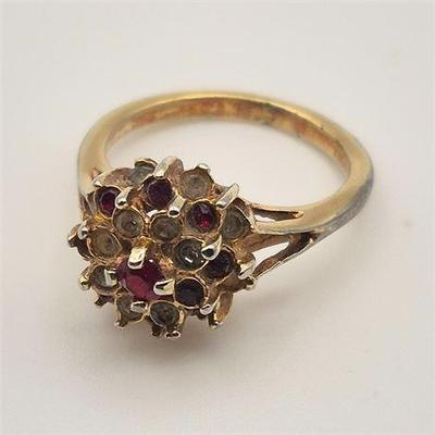 Sale Photo Thumbnail #4: Lot 004  
18K Yellow Gold Diamond & Ruby Cluster Ring