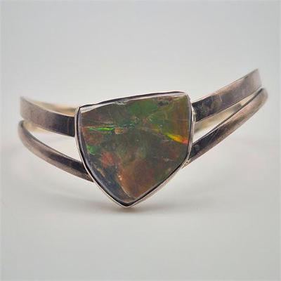 Sale Photo Thumbnail #27: Lot 029 
925 Sterling Silver Ammolite Cuff Bracelet