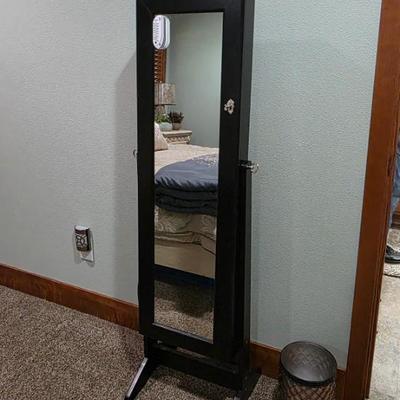 Sale Photo Thumbnail #47