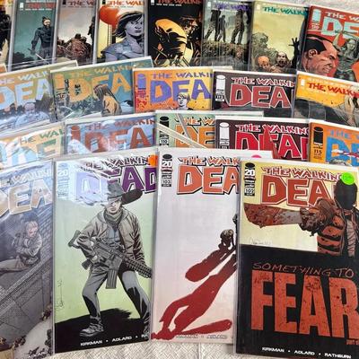 The Walking Dead Comic Book Lot – 30 Issues, Early & Mid-Run Storylines (Set D)