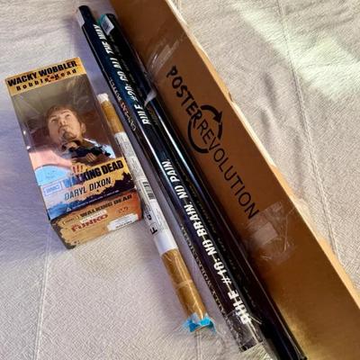 The Walking Dead Poster Collection (4 Pieces) with Daryl Dixon Bobblehead – Fan Display Lot
