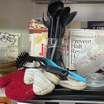 Kitchen Curiosity: Cookbook & Culinary Mystery Lot