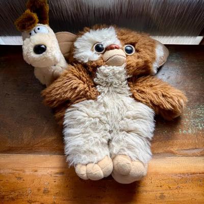 A Blast From the Past – Vintage Gizmo & Odie Plush Characters