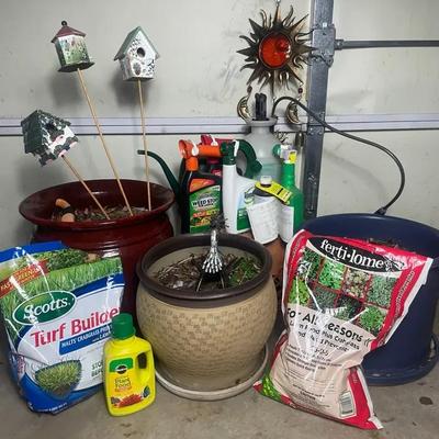 Beautifying Your Yard: Planters, Garden Decor & Lawn Supplies
