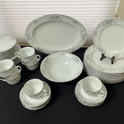Noritake Smithfield China Service for 8 – Classic White & Platinum Trim