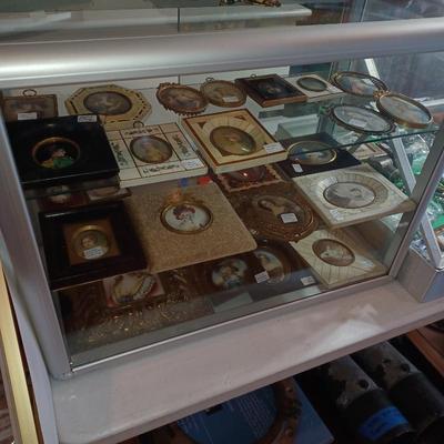 Sale Photo Thumbnail #4