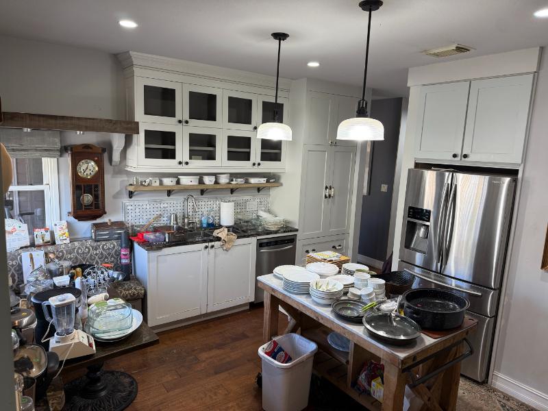 Sale Photo Thumbnail #11