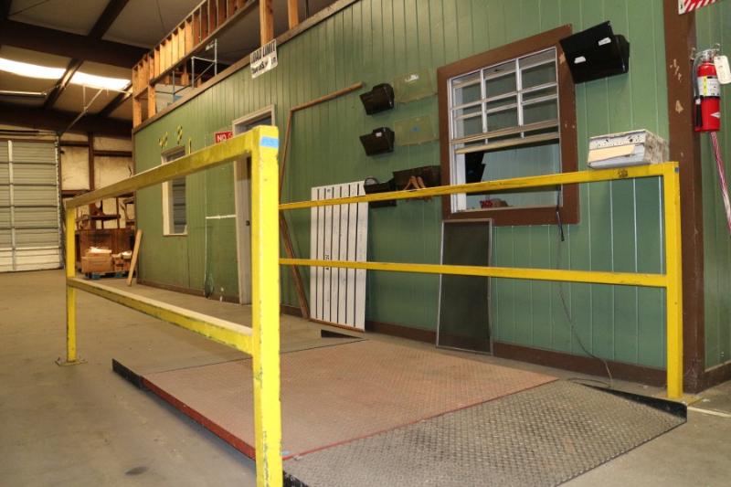 Sale Photo Thumbnail #25