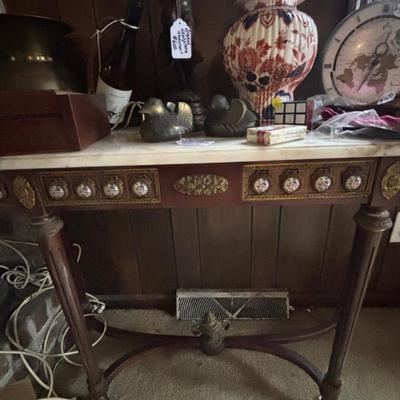 Sale Photo Thumbnail #68: Marble top table 