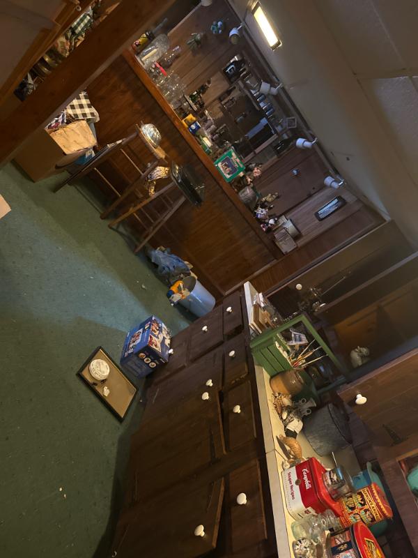 Sale Photo Thumbnail #3