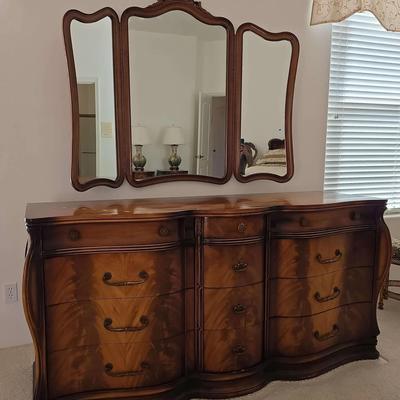 Vintage Traditional or French Provincial Style Serpentine Front Dresser with a Tri-fold Mirror 