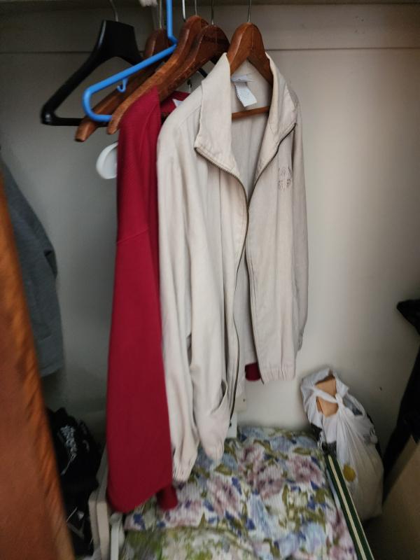 Sale Photo Thumbnail #44