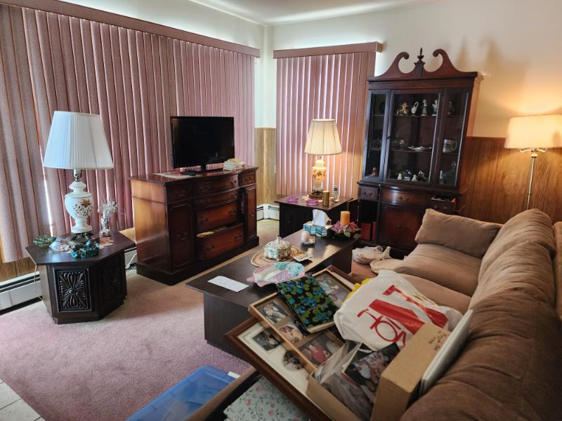 Sale Photo Thumbnail #23