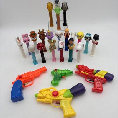 Fun Kid Stuff - Vintage Pez (Star Wars/Disney) & Squirt Guns