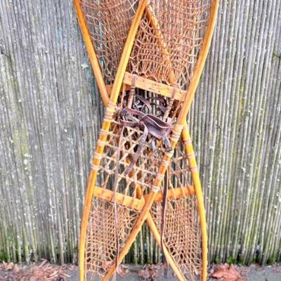 Antique Snowshoes! Lot B