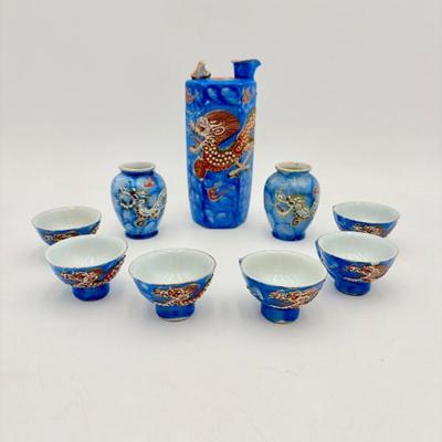 Gorgeous Moriage Porcelain Dragonware Sake Set