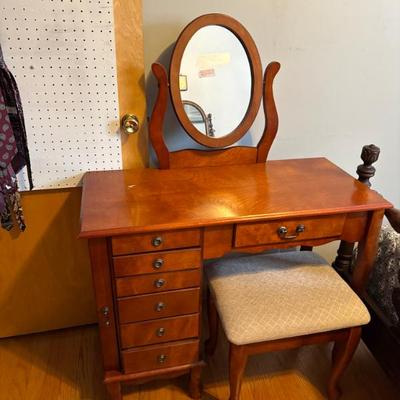 Sale Photo Thumbnail #47