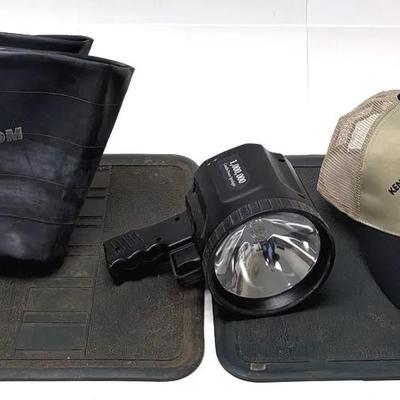 Adventure Ready Spotlight, Tube, Mats and Hat