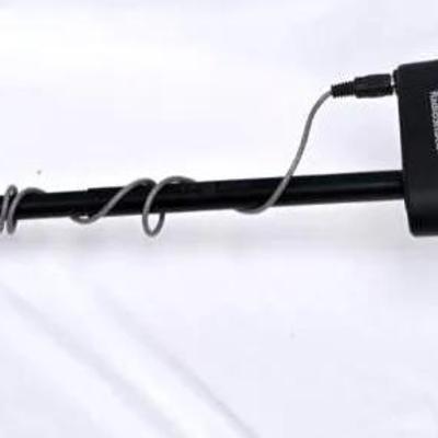 "RadioShack" Discovery 1000 Metal Detector with Bounty Hunter Coil