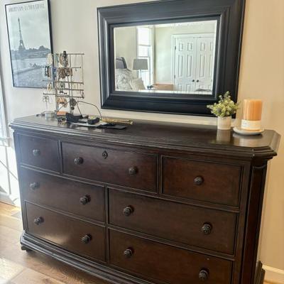 Sale Photo Thumbnail #47