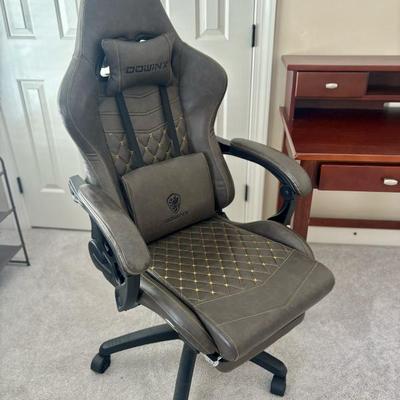 Sale Photo Thumbnail #117